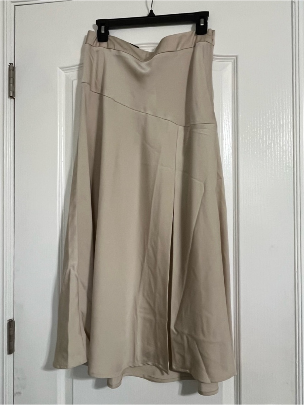 NWT Banana Republic Tan A-Line Midi Skirt Front Side Slit , Size Zipper Size 8